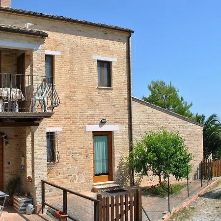 Case Vacanza Borgo Casal Cristiana Fermo